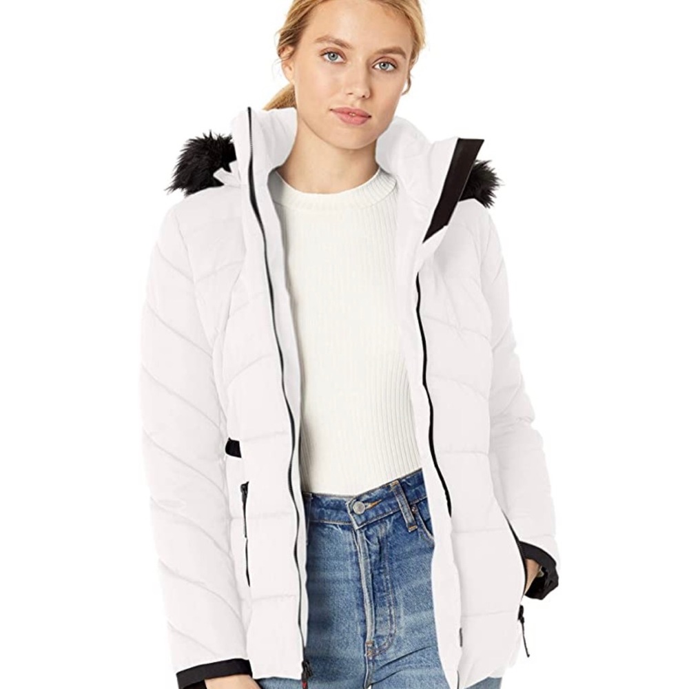 Price is firm.Guess Hooded Puffer Jacket NWT